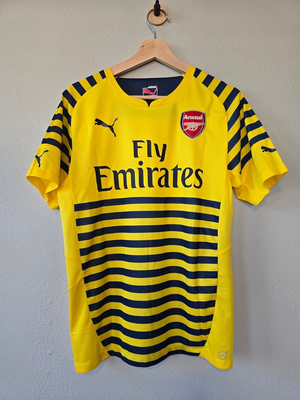 Puma Arsenal 2014-15 Away Soccer Jersey Yellow Men's S Blockcore Streetwear